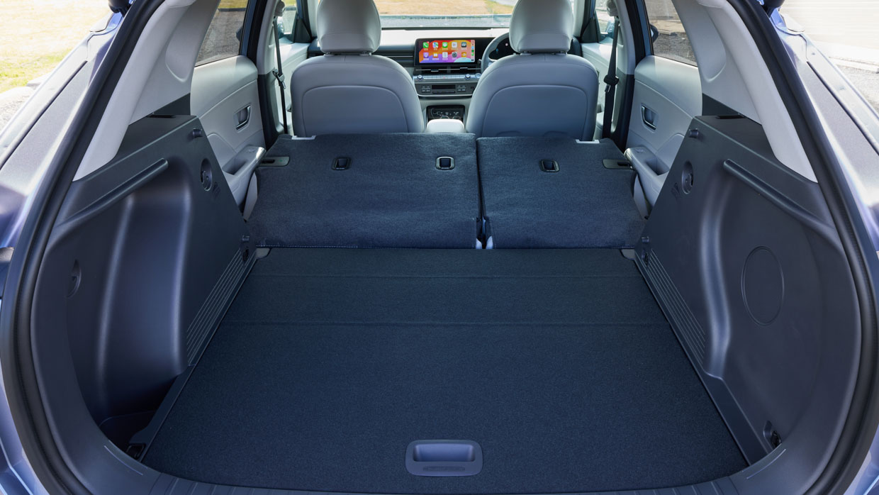 Hyundai Kona Electric Premium 2024 interior boot