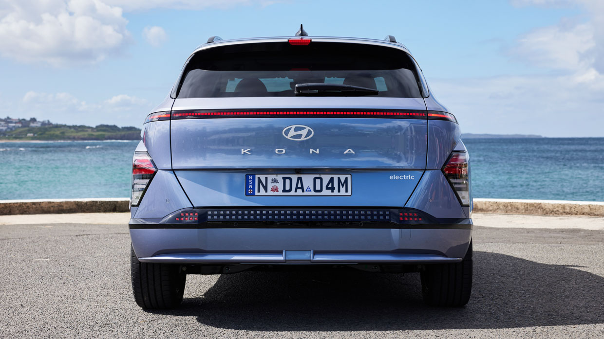 Hyundai Kona Electric Premium 2024 rear