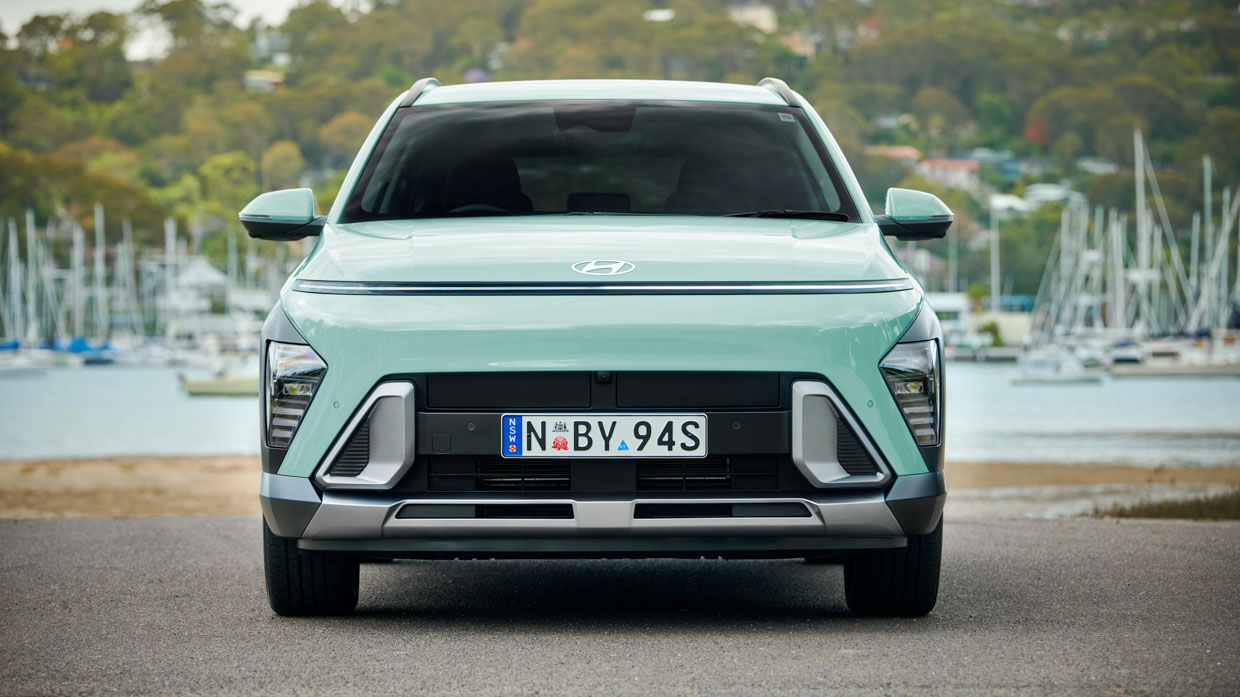 Hyundai Kona Hybrid Premium 2024 front