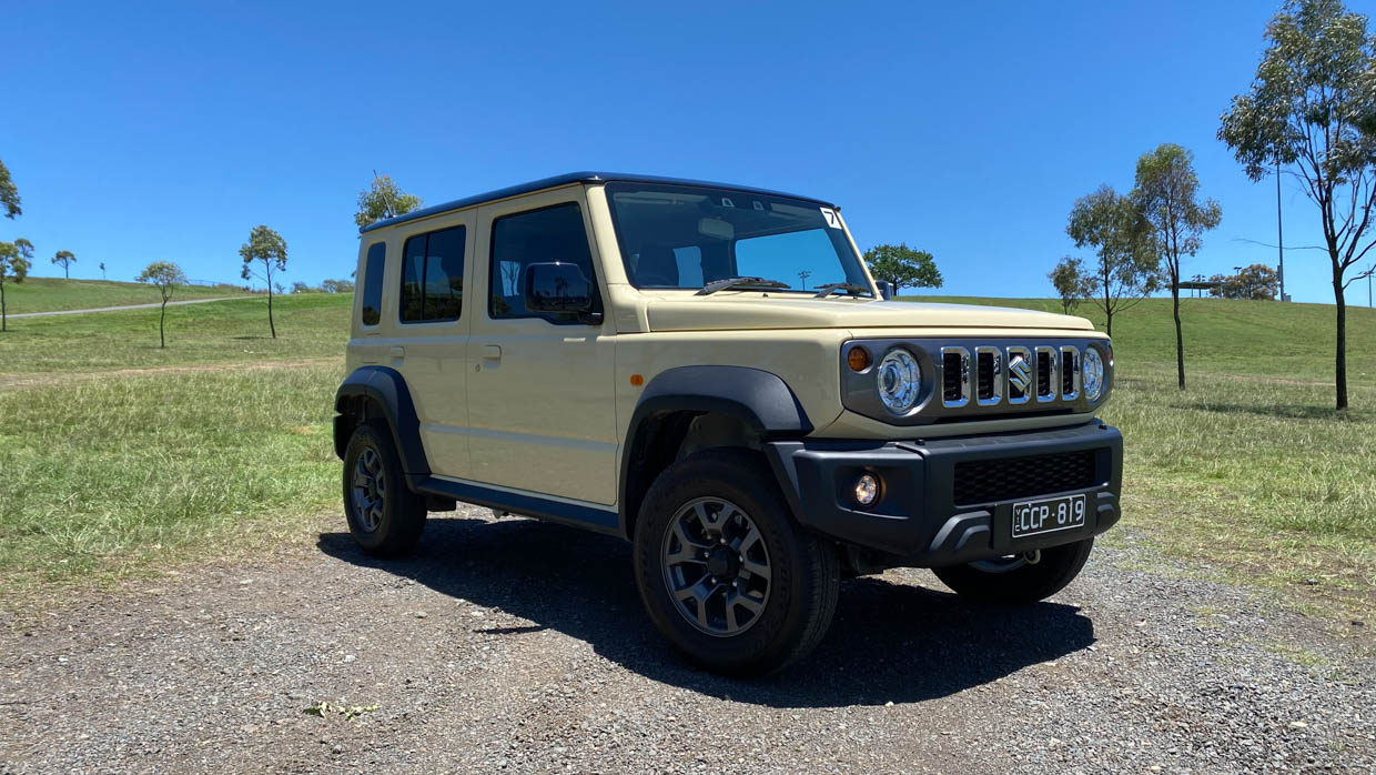 Suzuki Jimny three-door automatic orders paused until further