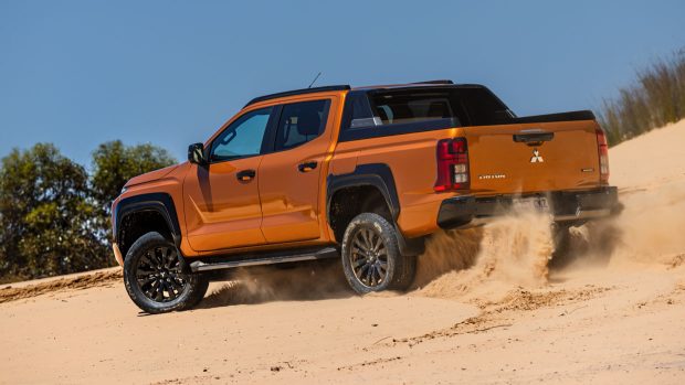 Mitsubishi Triton prototype 2024 rear