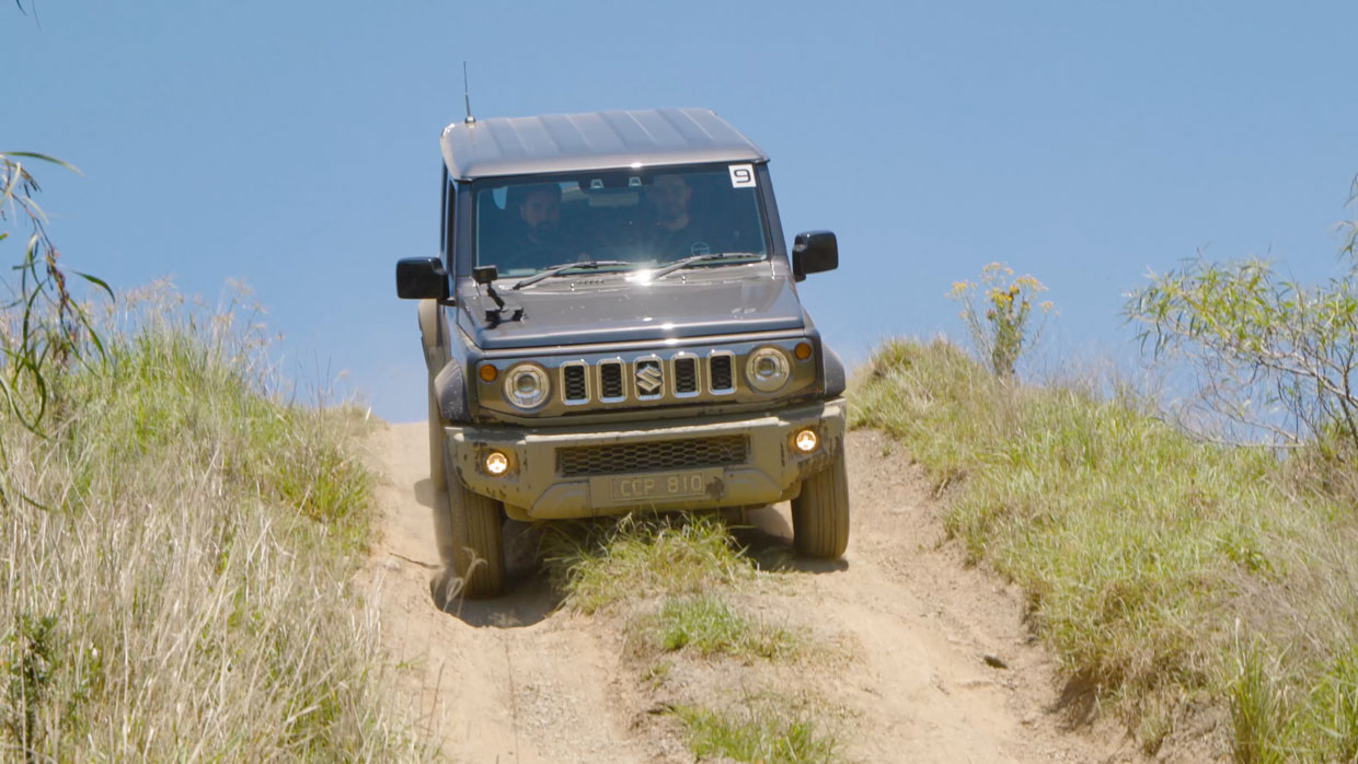 Suzuki JImny XL 2024 front hill