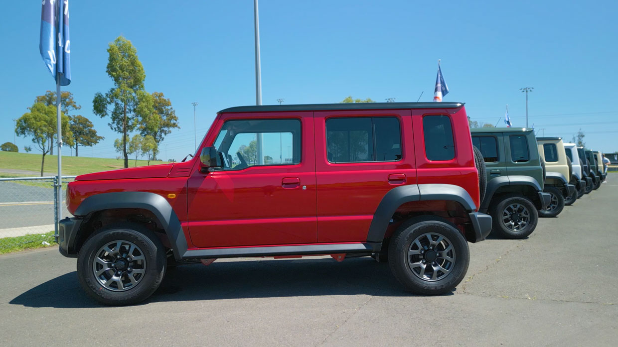 Suzuki JImny XL 2024 side 2