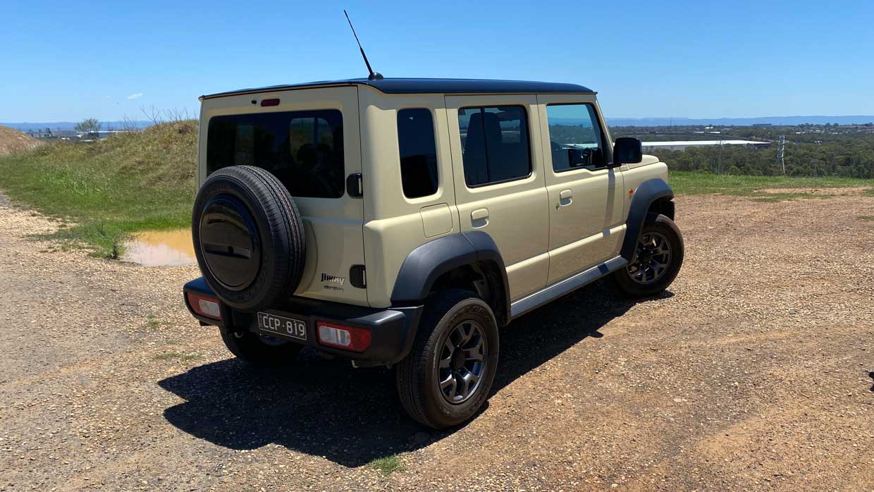 Suzuki JImny XL 2024 rear 3/4 2