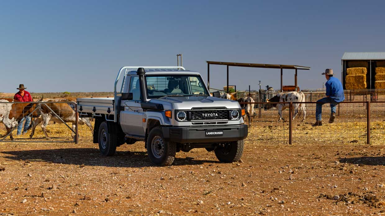 Toyota 70 Series Land Cruiser 2024 front 3/4 farm