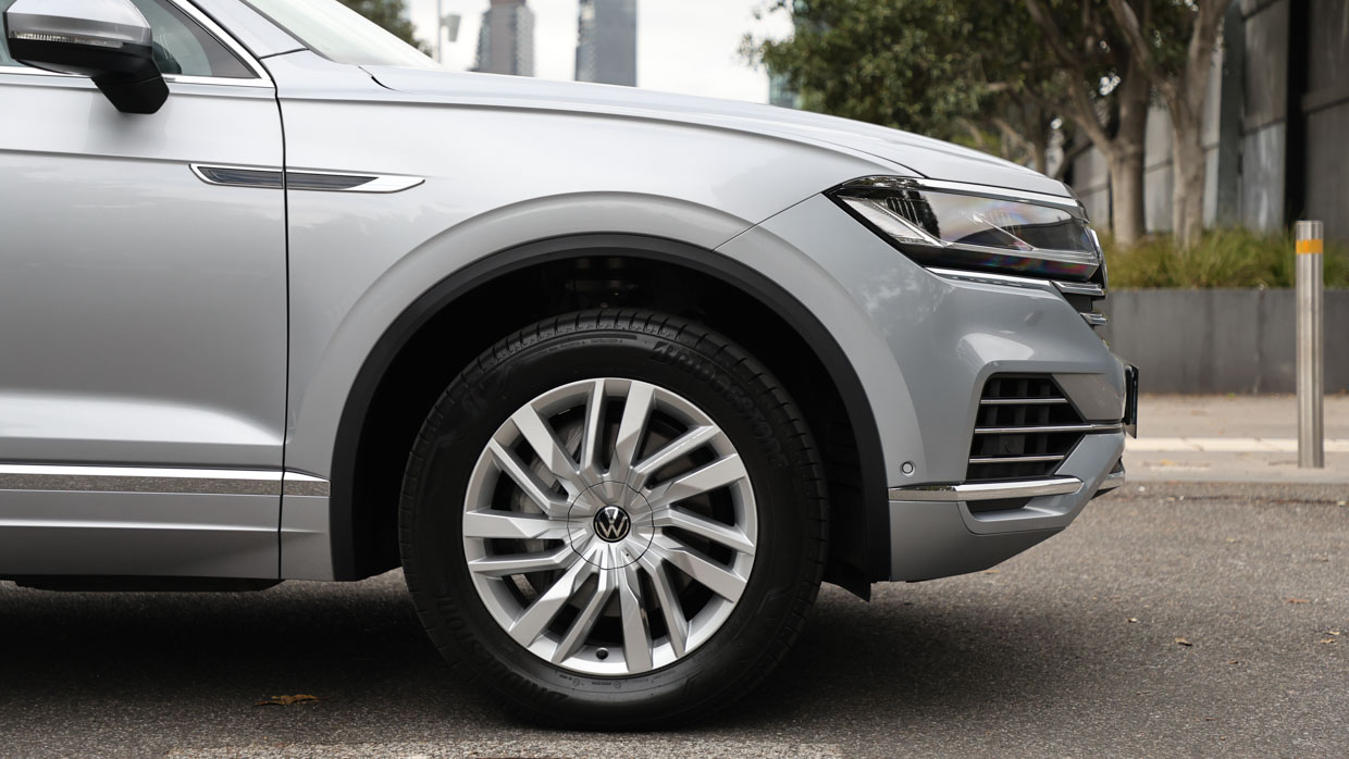 Volkswagen Touareg 170TDI 2024 front close