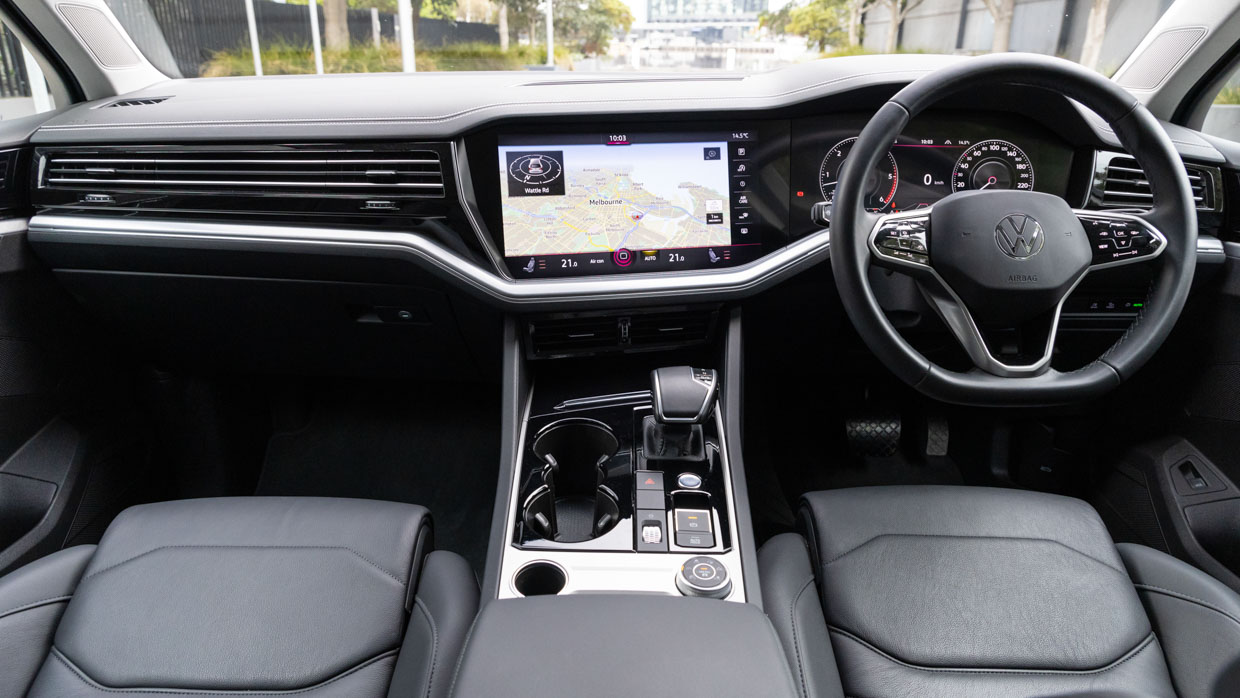 Volkswagen Touareg 170TDI 2024 interior
