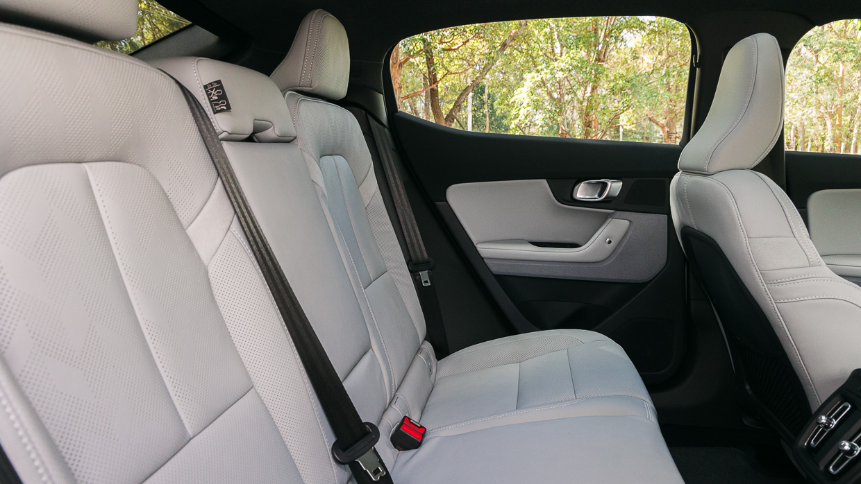 Polestar 2 LR RWD 2023 interior back seats