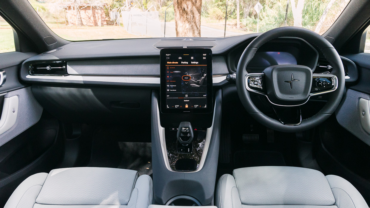 Polestar 2 LR RWD 2023 interior