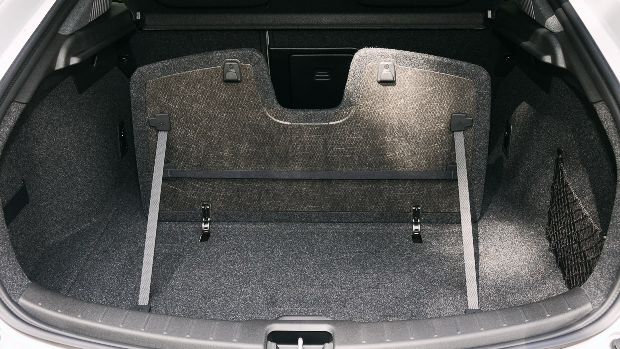 Polestar 2 LR RWD 2023 interior boot 2