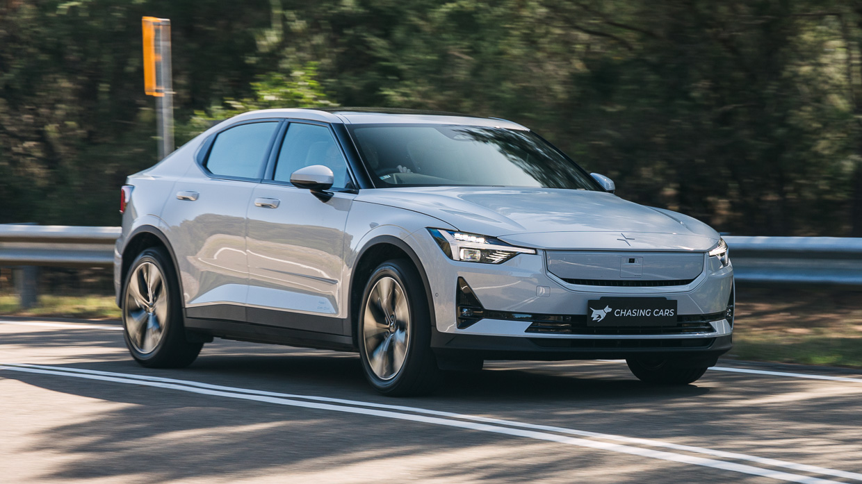 Polestar 2 LR RWD 2023 driving front 3