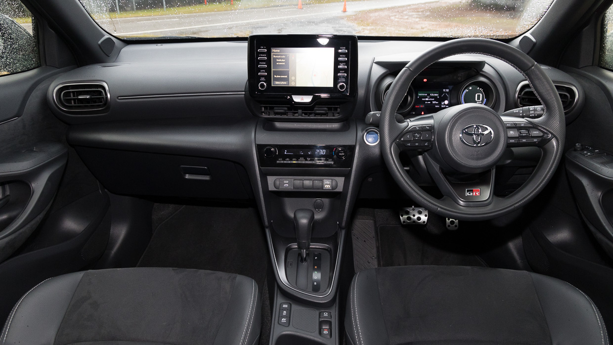 Toyota Yaris Cross GR Sport hybrid 2023 interior front