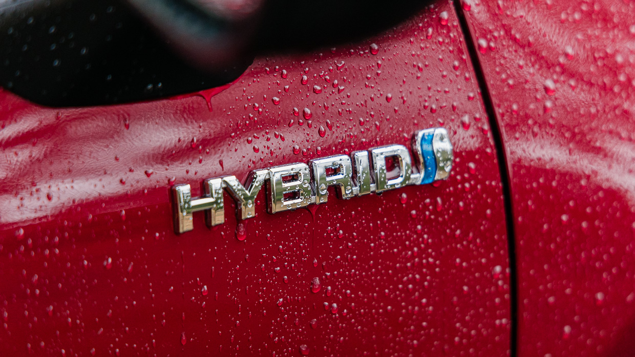 Toyota Yaris Cross GR Sport hybrid 2023 badge