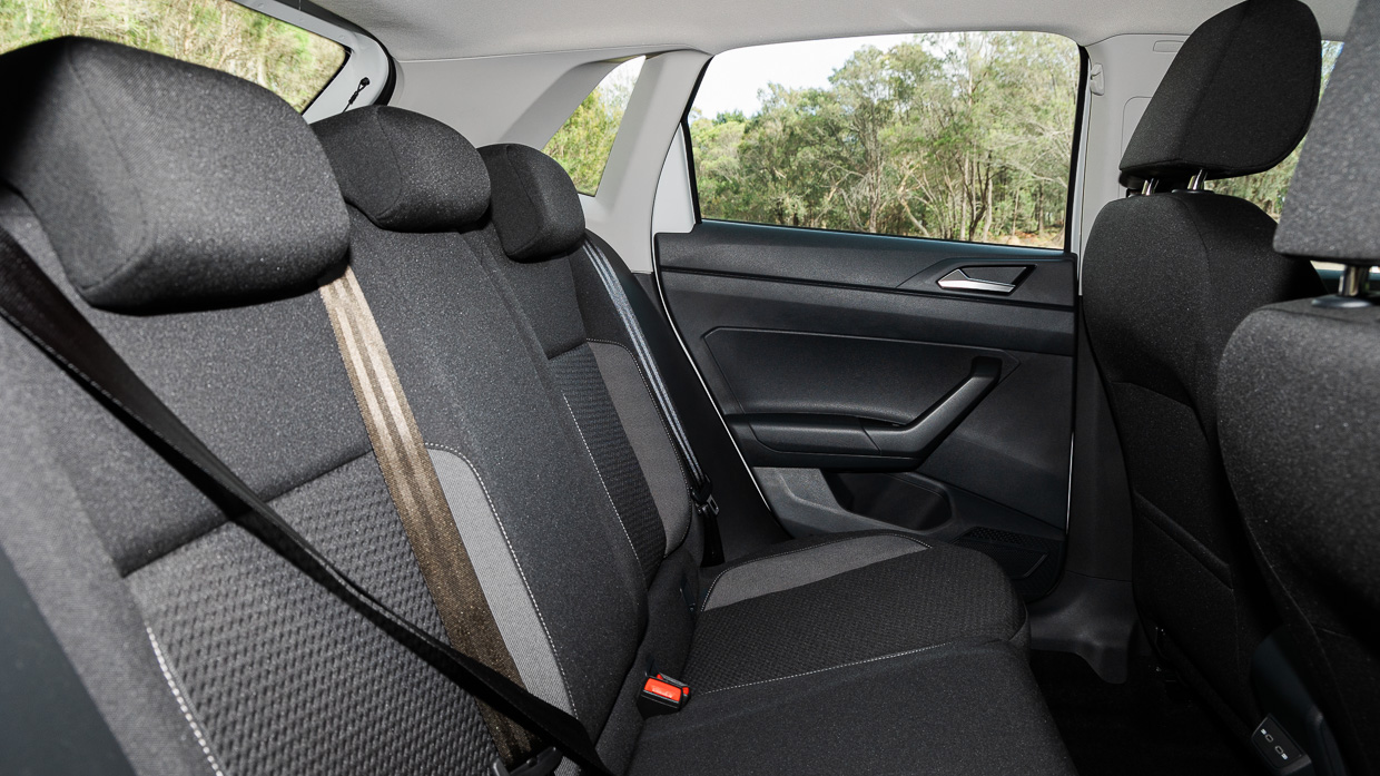 Volkswagen Polo Life 2024 interior back seats