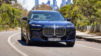 BMW i7 M70 2024 review