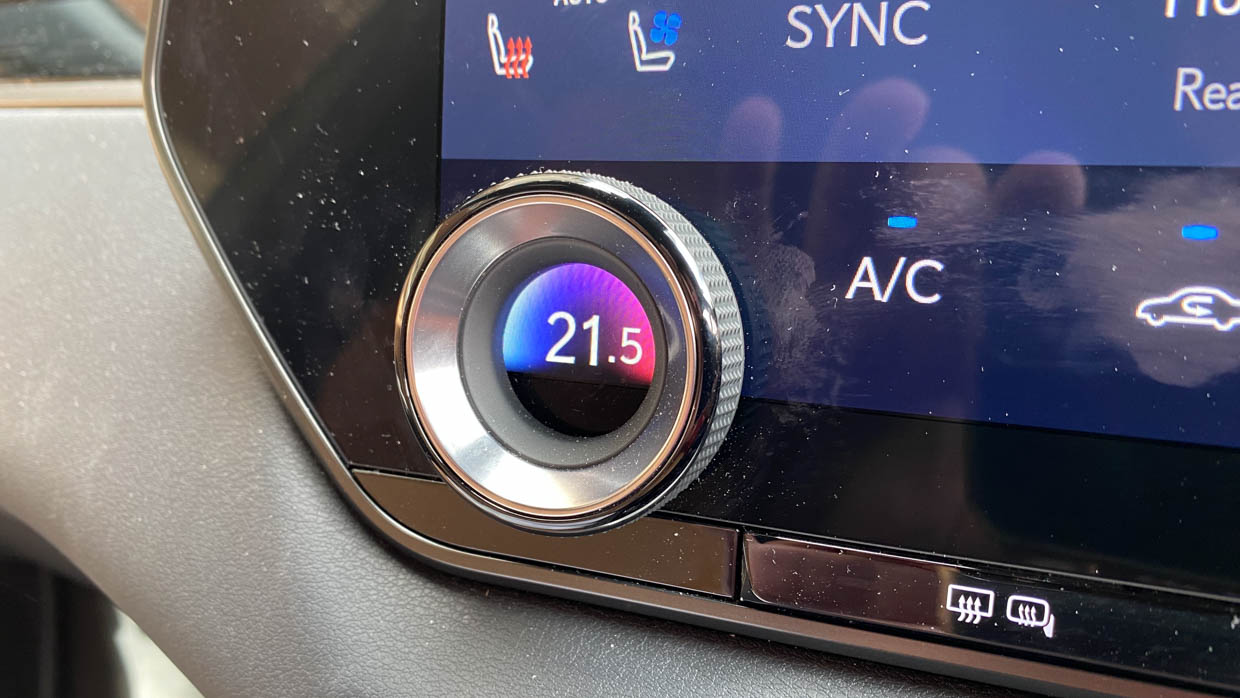 2023 Lexus RX350h long termer climate control screen