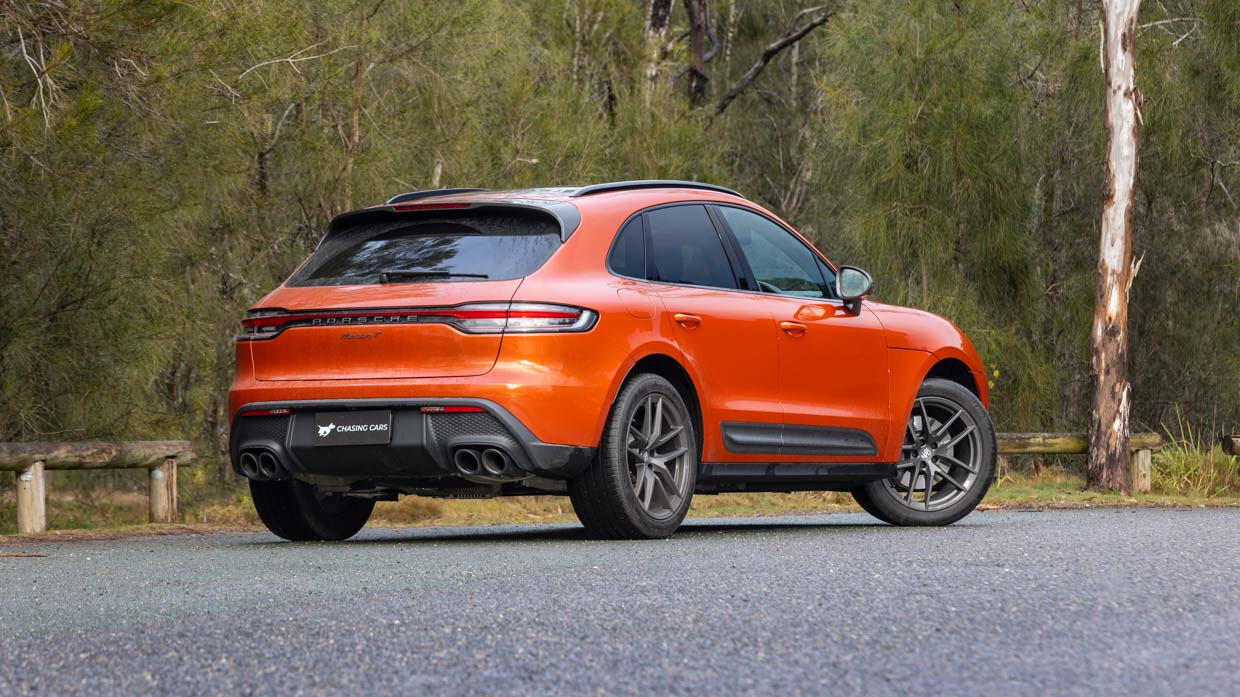 Porsche Macan T 2024 rear 3/4