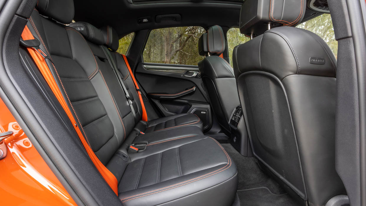 Porsche Macan T 2024 interior rear seats