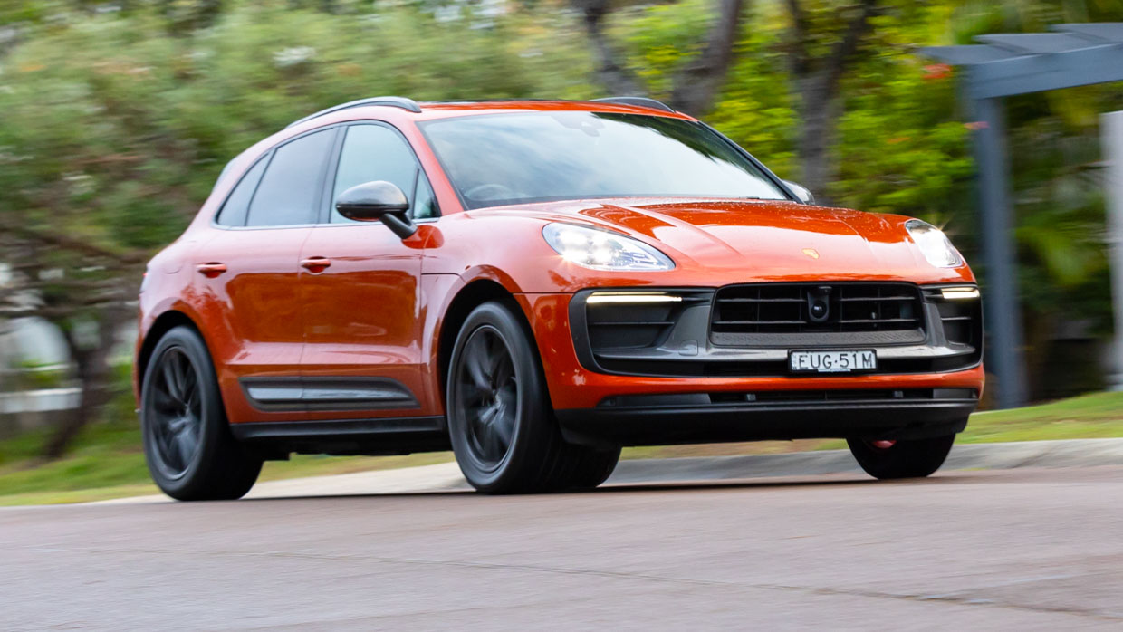 Porsche Macan T 2024 thumbnail