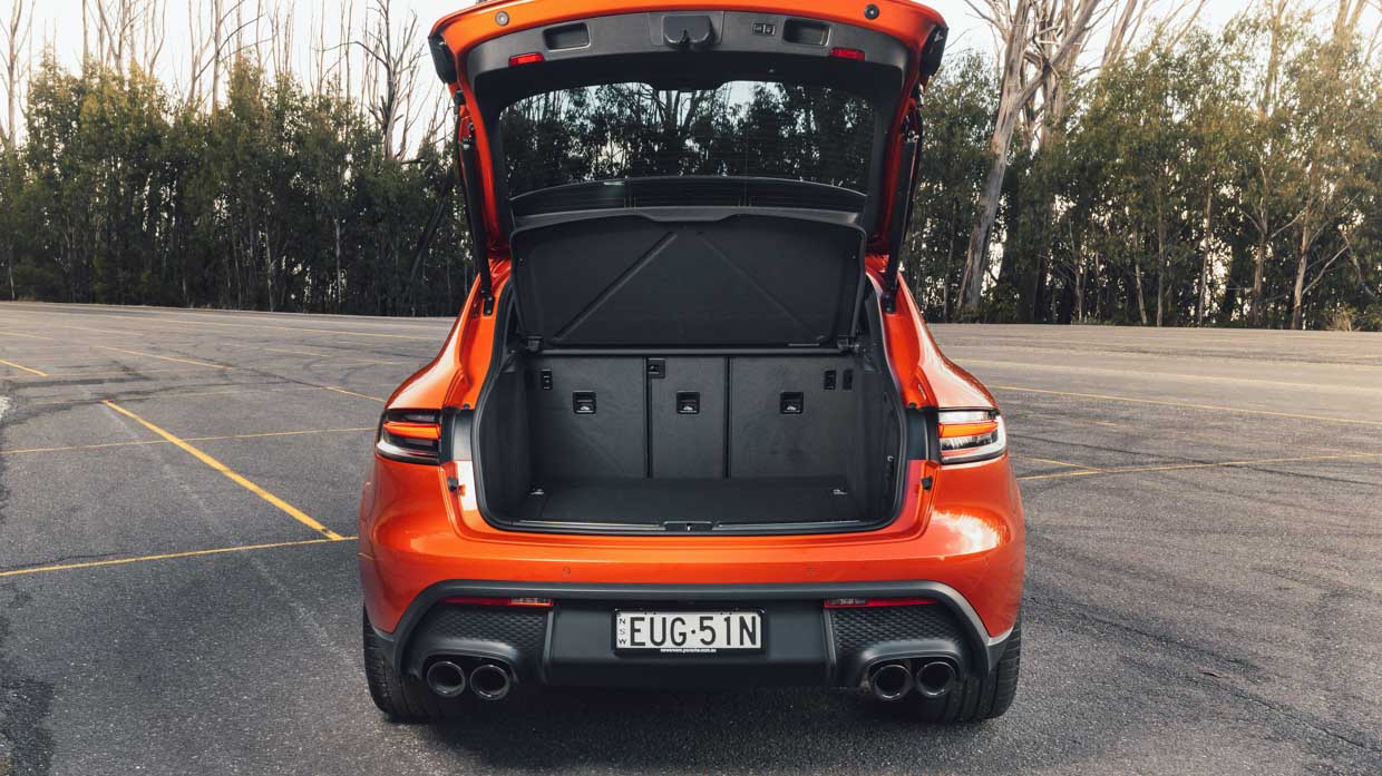 Porsche Macan T 2024 boot