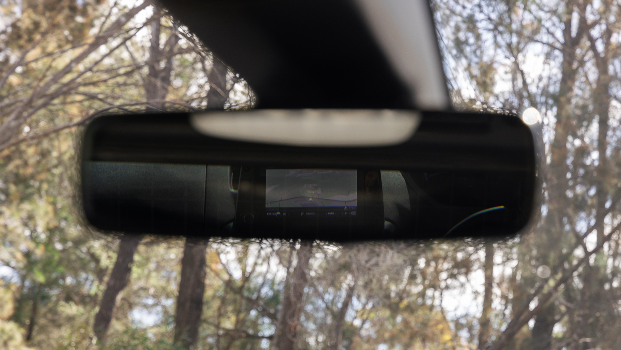 Peugeot E-Partner Pro 2024 rear view mirror