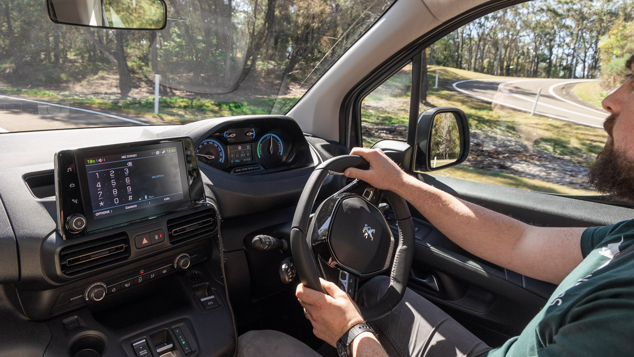 Peugeot E-Partner Pro 2024 driving POV