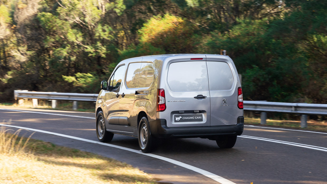 Peugeot E-Partner Pro 2024 driving rear
