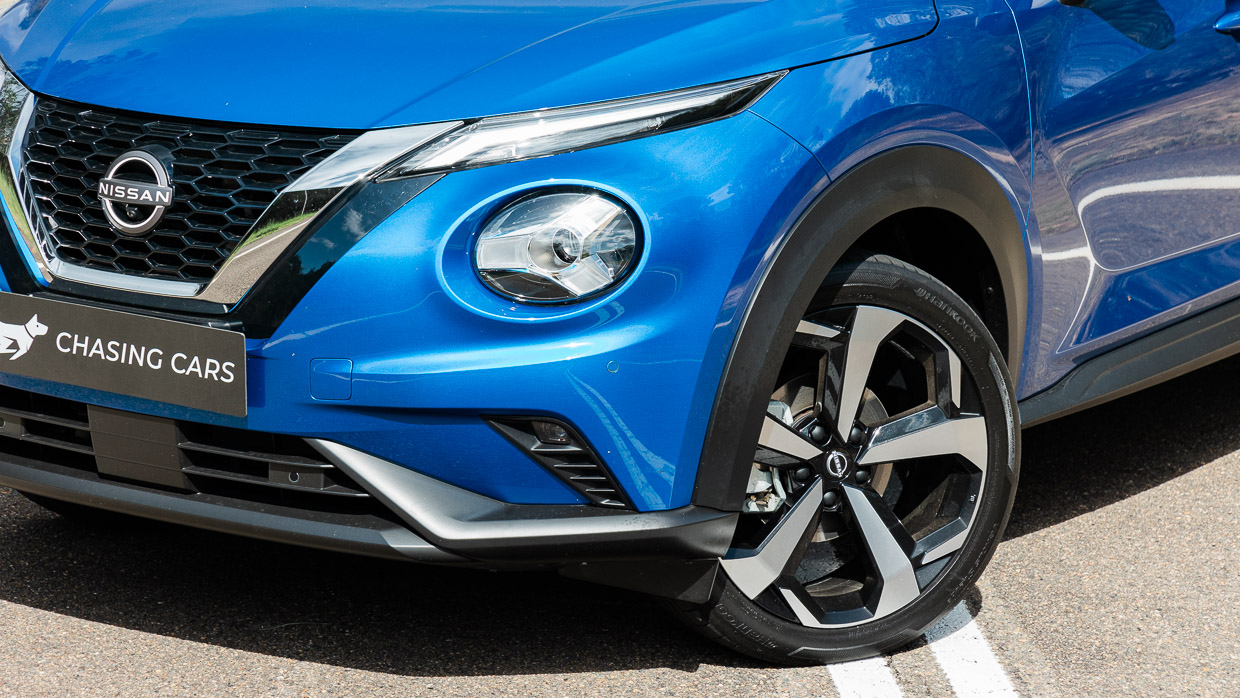 Nissan Juke ST-L 2024 front 3/4 close