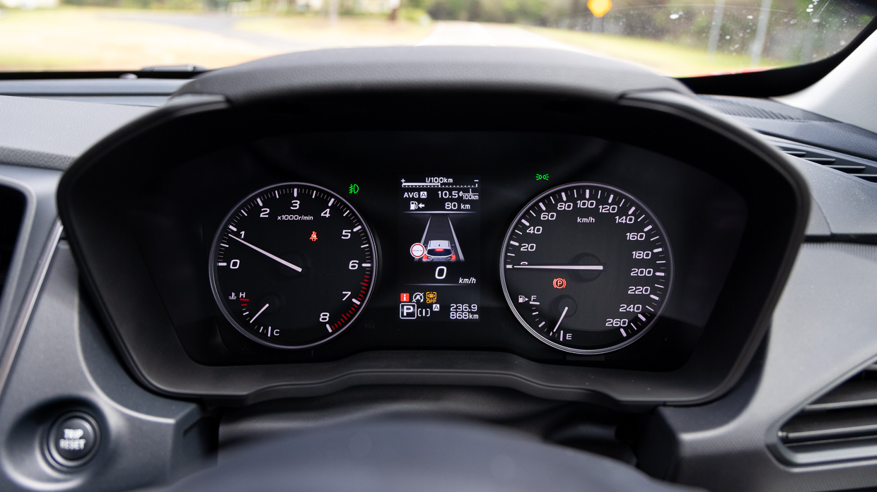 Subaru Impreza 2.0S 2024 interior gauges