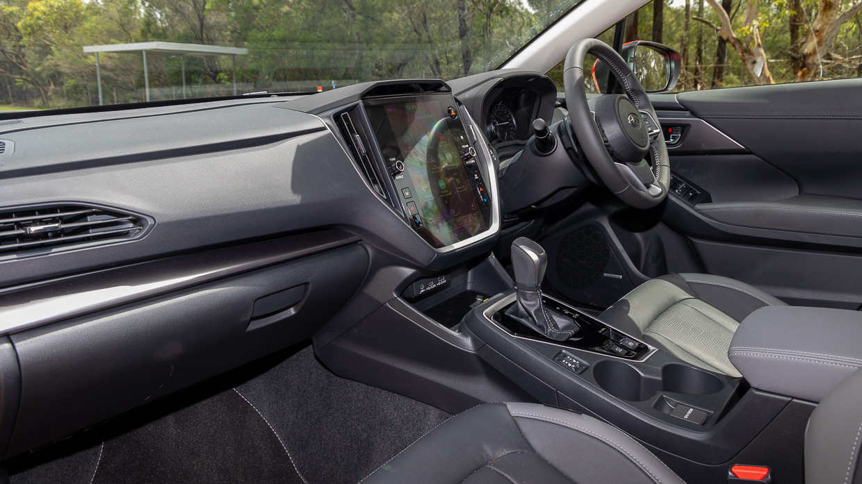 Subaru Impreza 2.0S 2024 interior 3