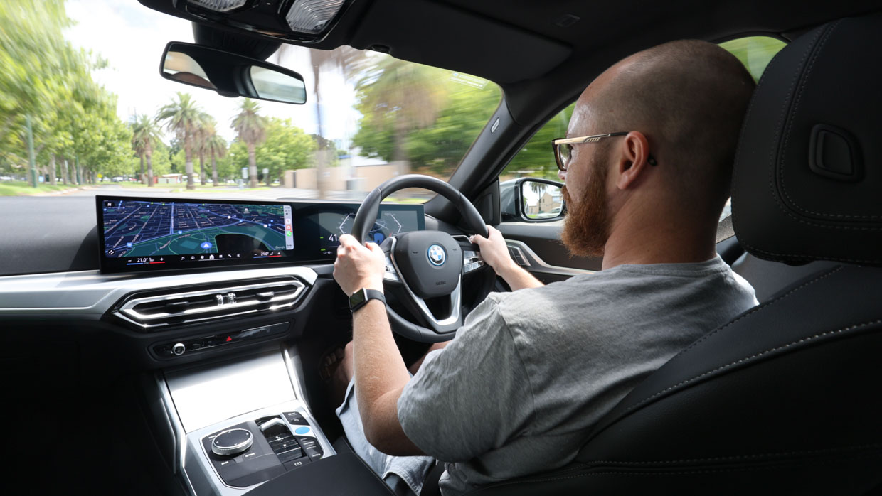 BMW i4 eDrive35 2024 driving interior