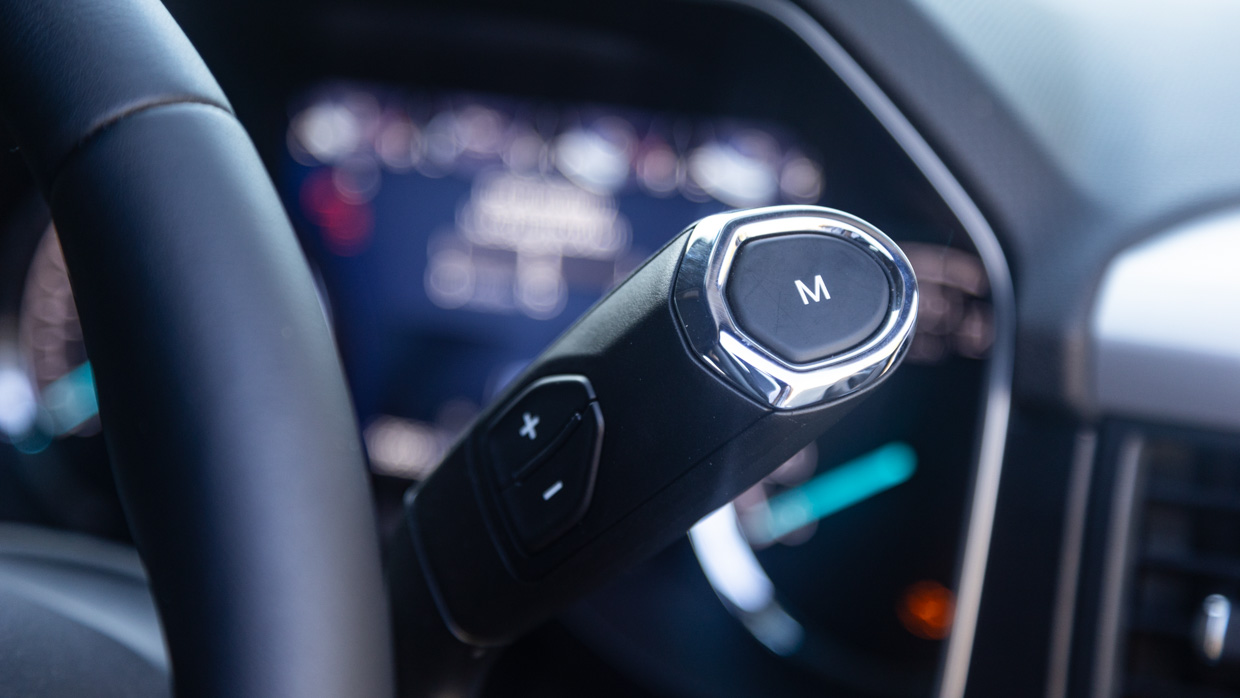 Ford F-150 XLT SWB 2024 shifter