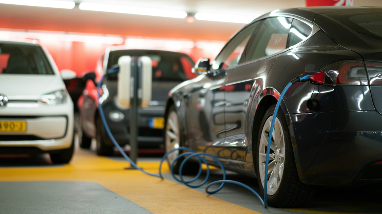 Generic Electric Automobile Photos - Tesla Charging