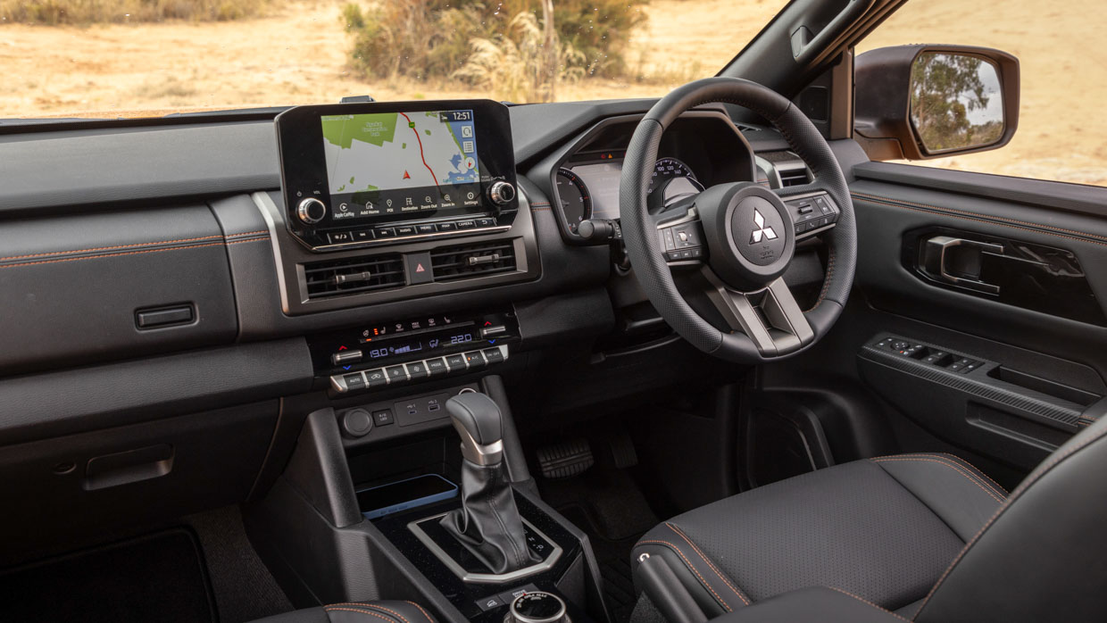 Mitsubishi Triton GSR 2024 interior