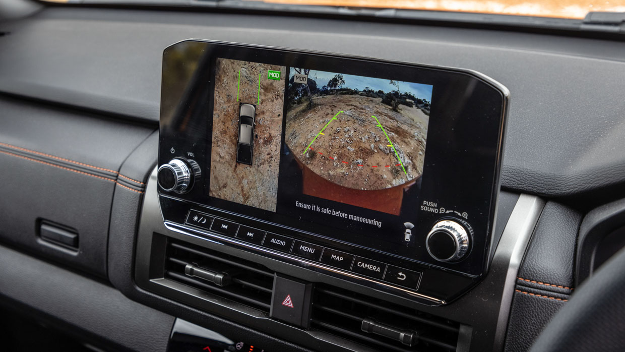 Mitsubishi Triton GSR 2024 interior 360 camera