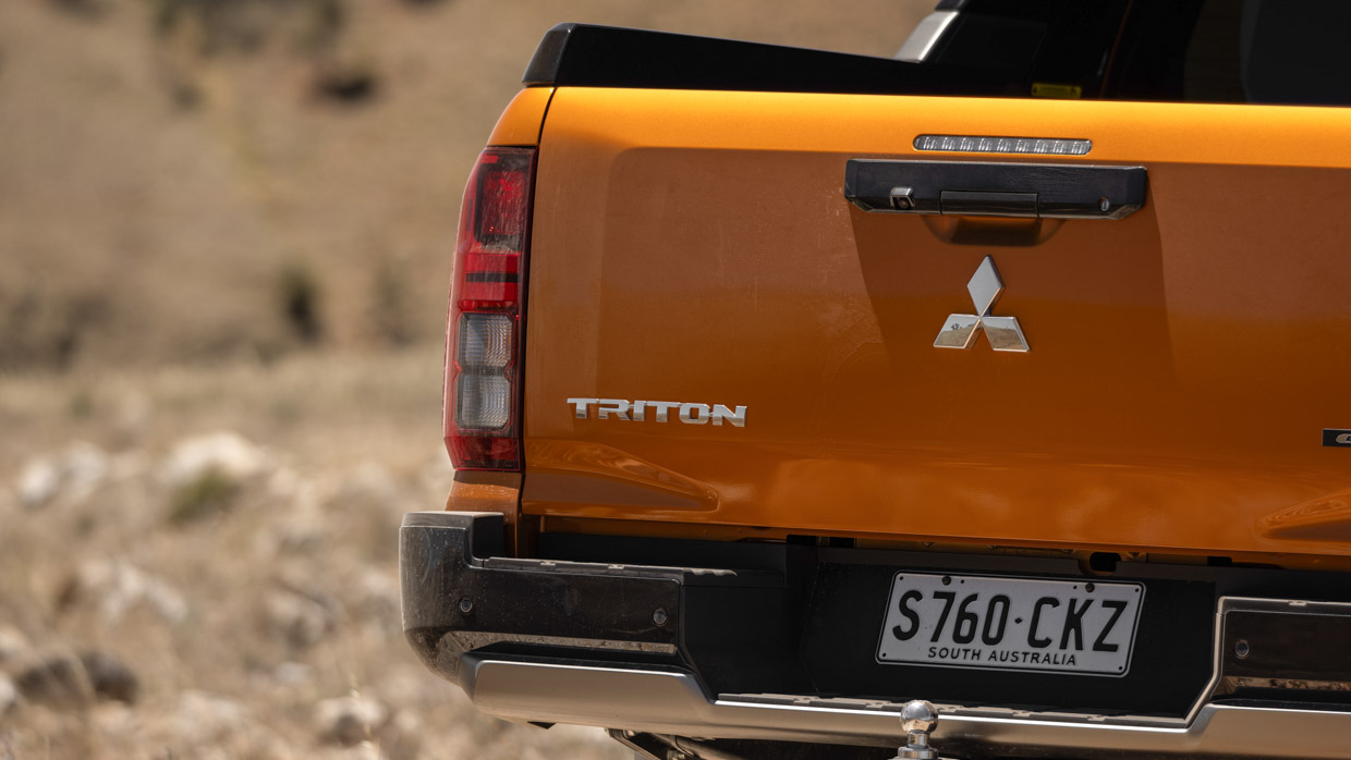 Mitsubishi Triton GSR 2024 badge