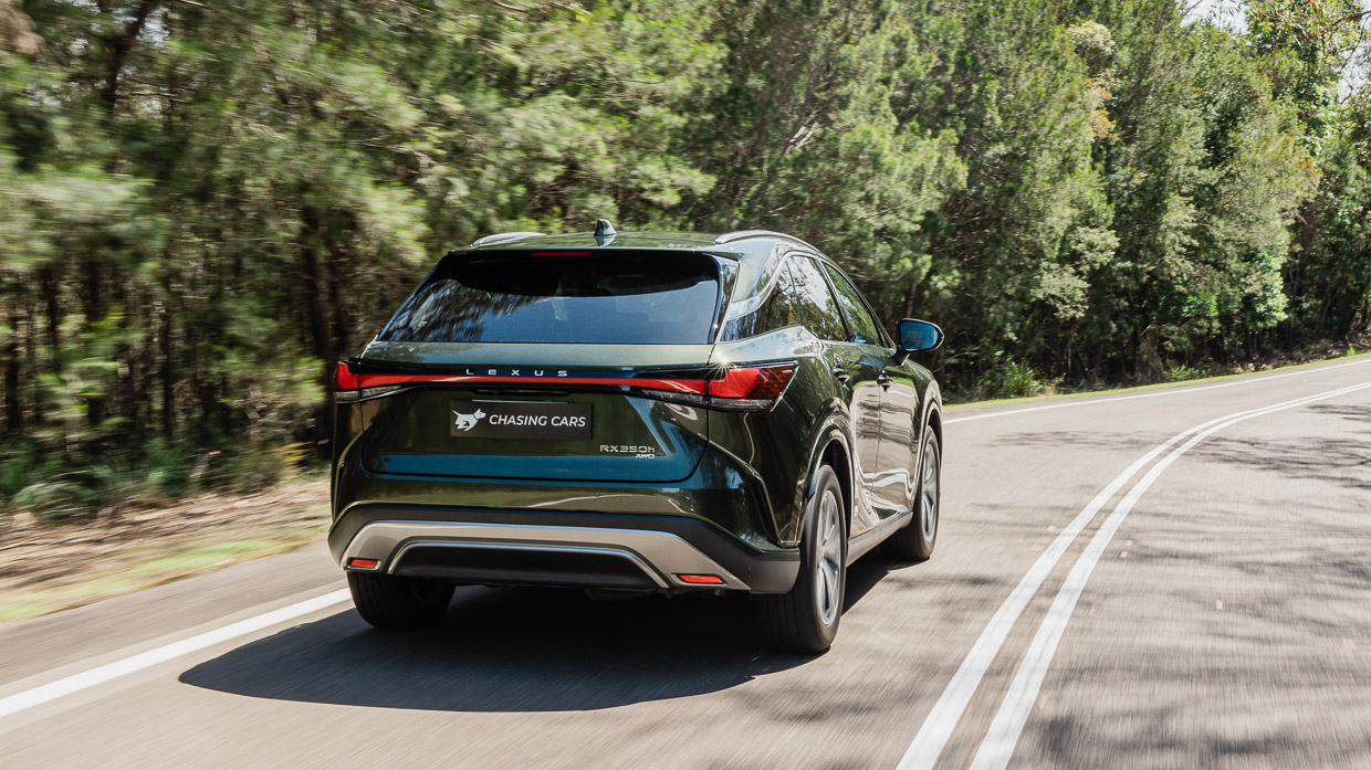 Lexus RX 350h Luxury LT 2023 CTC rear 2