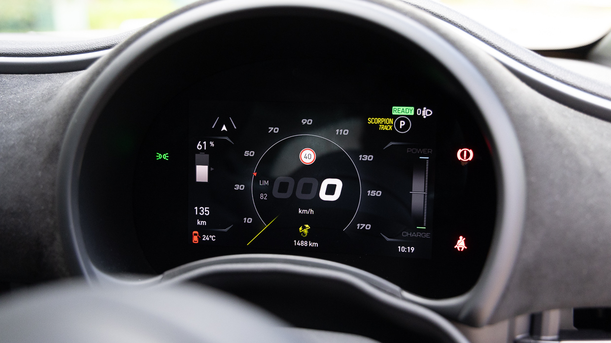 Abarth 500e 2024 gauges