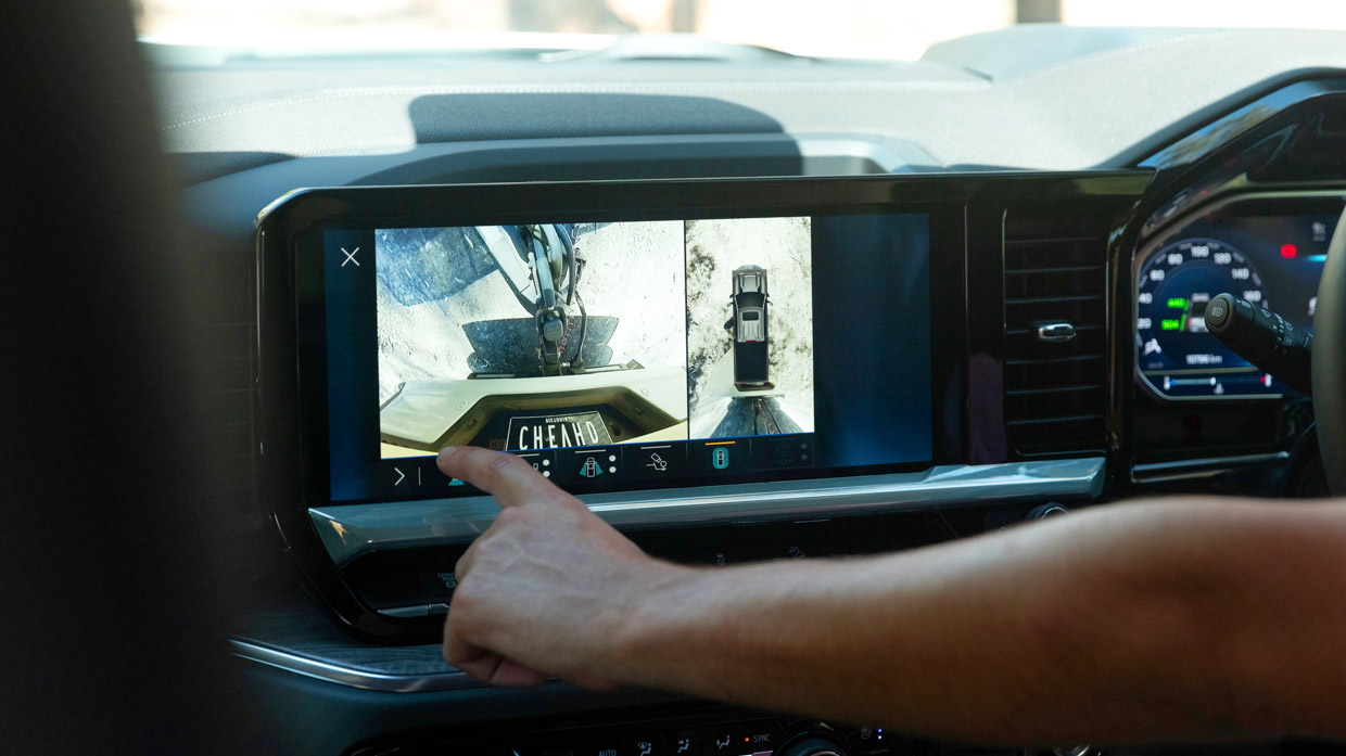 Chevrolet Silverado 2500 HD 2024 camera