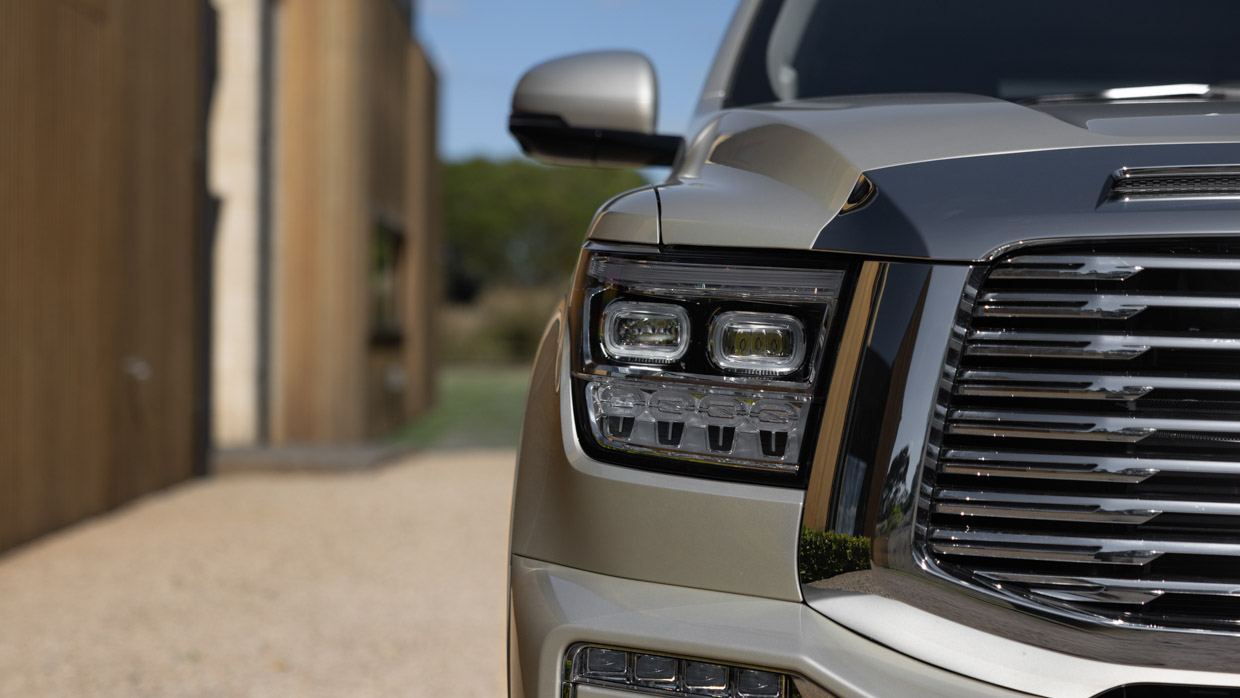 GWM Tank 500 Ultra Hybrid 2024 headlight 2