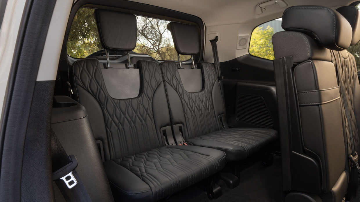 GWM Tank 500 Ultra Hybrid 2024 interior 3rd row seats