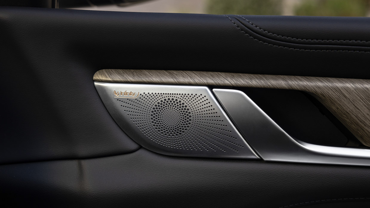 GWM Tank 500 Ultra Hybrid 2024 interior stereo