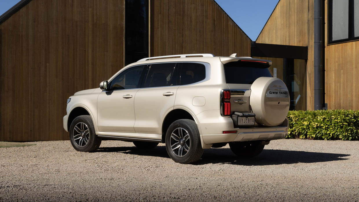GWM Tank 500 Ultra Hybrid 2024 rear 3/4