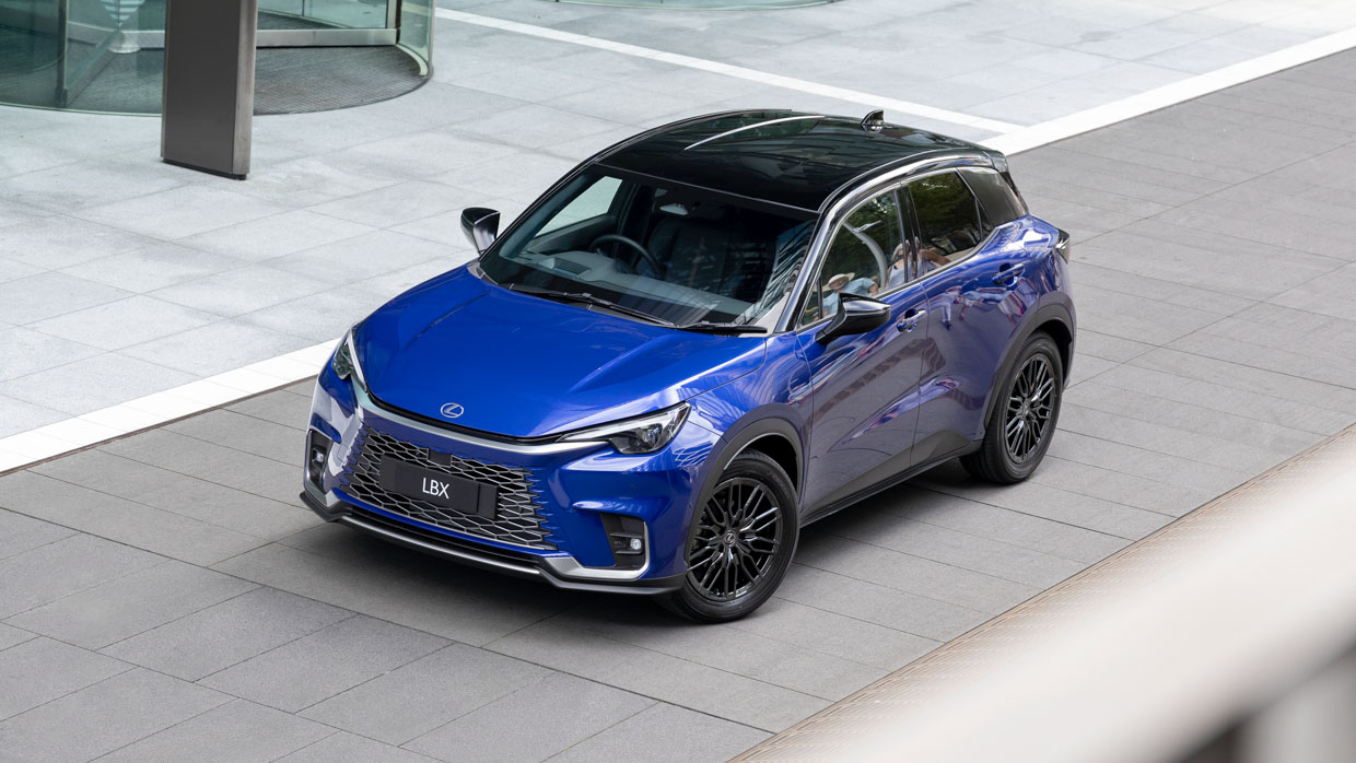 Lexus LBX 2024 front far