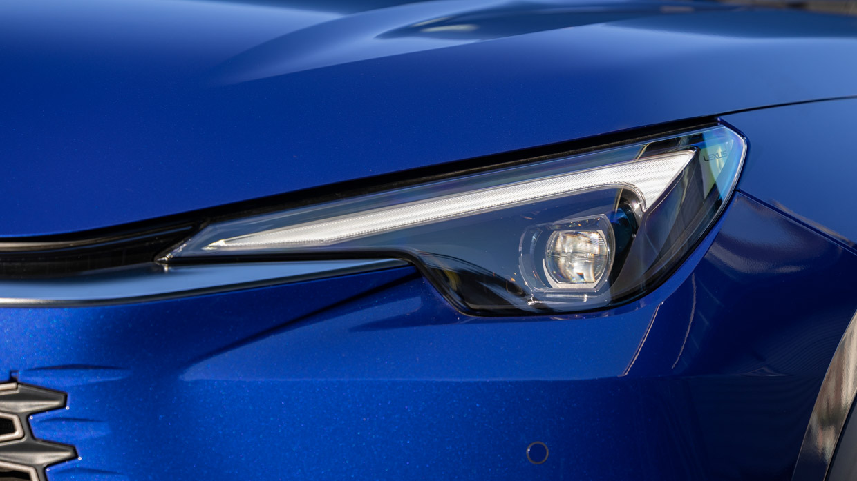 Lexus LBX 2024 headlight