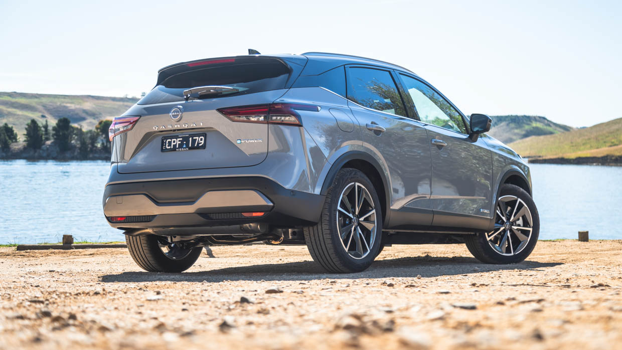 Nissan Qashqai Ti E-Power 2024 rear 3/4