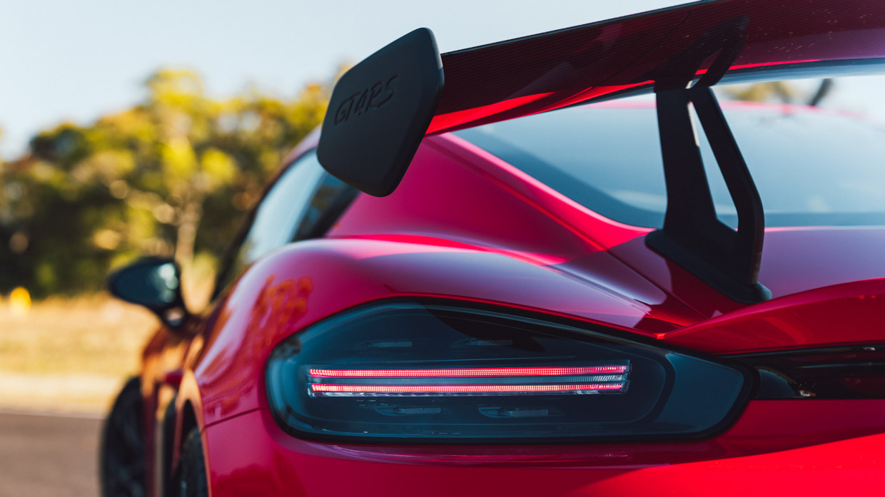 Porsche Cayman GT4 RS 2024 taillight