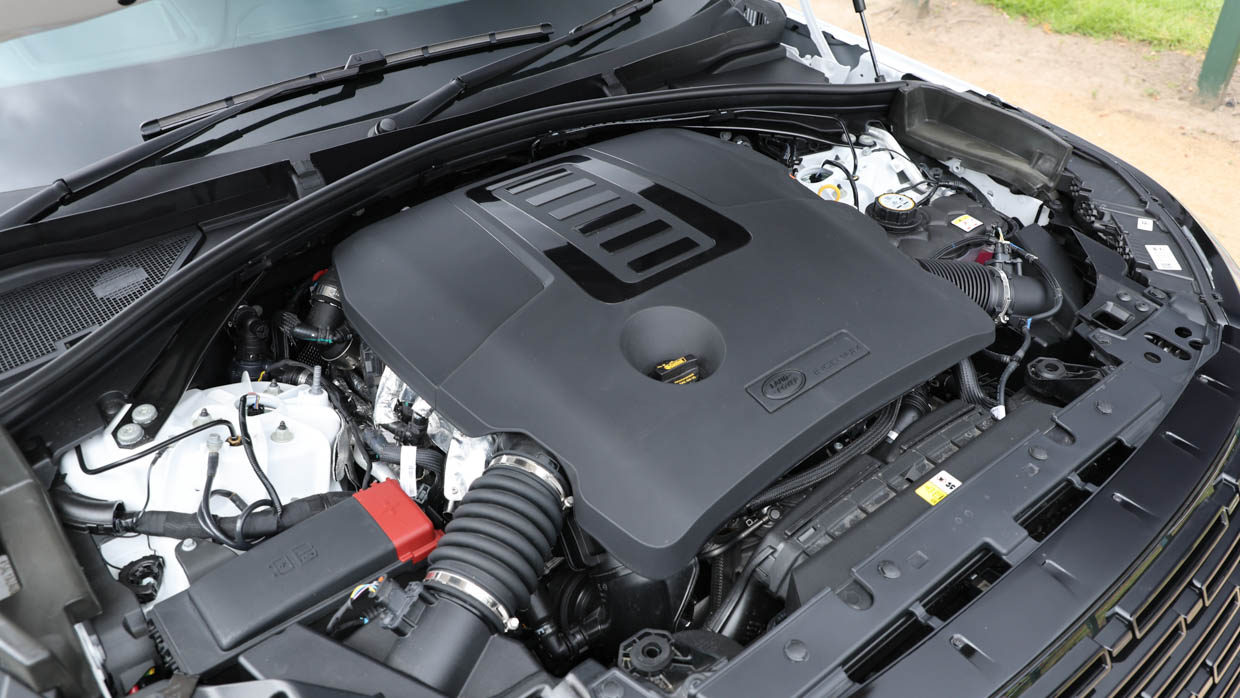 Range Rover Velar P400 2024 engine