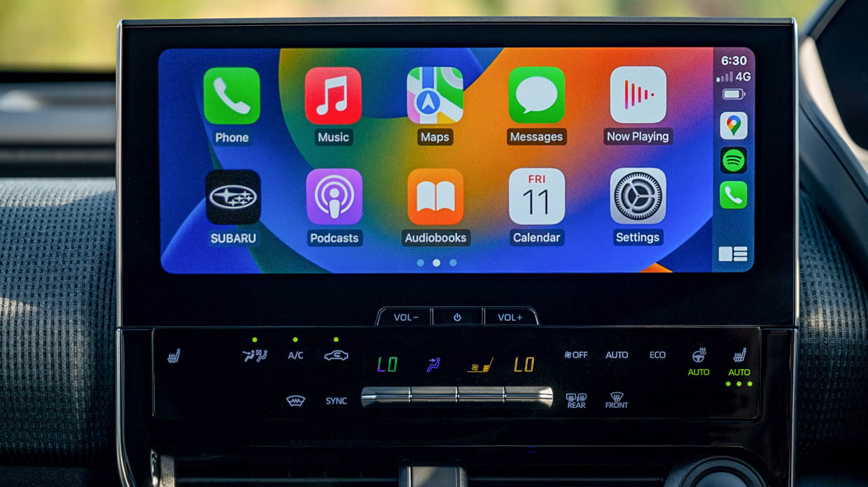 Subaru Solterra 2024 touchscreen