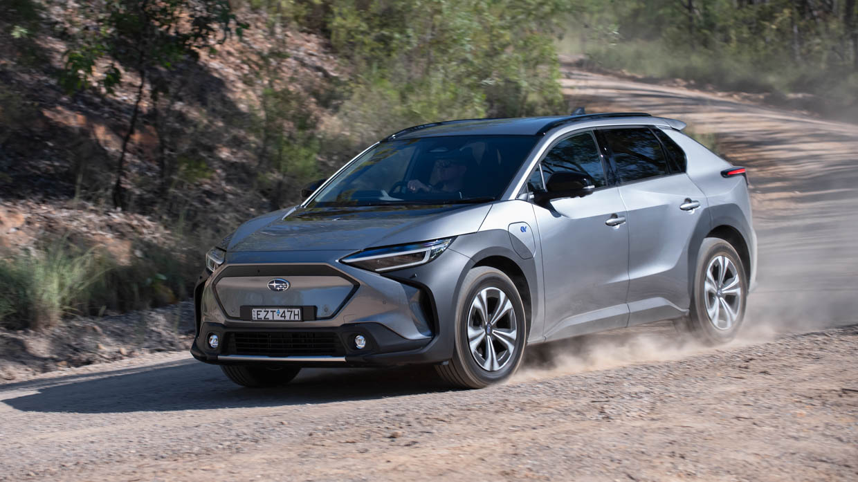 Subaru Solterra 2024 front 3/4 dirt